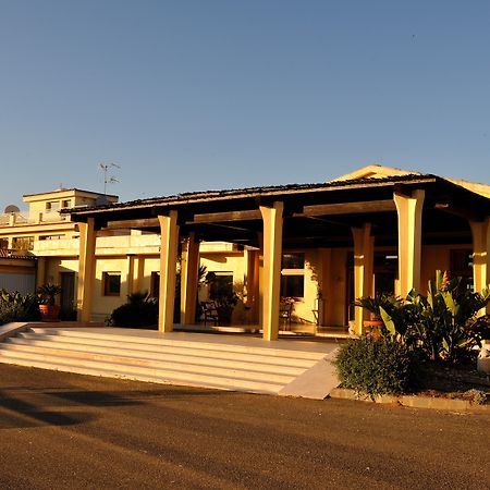 Argonauti Hotel Marina Di Pisticci Eksteriør billede